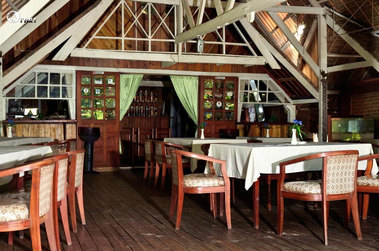 Les Acacias Bungalows Manambolo エクステリア 写真