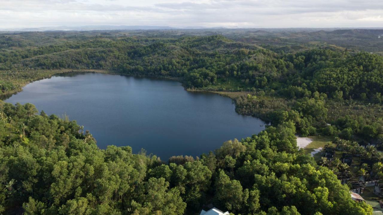 Les Acacias Bungalows Manambolo エクステリア 写真